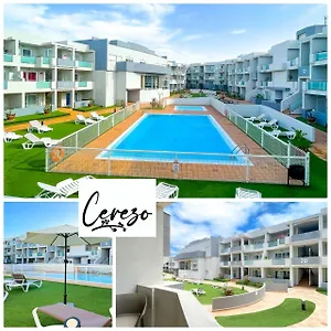 B-rent Sun Cerezo Pool Apartment Corralejo